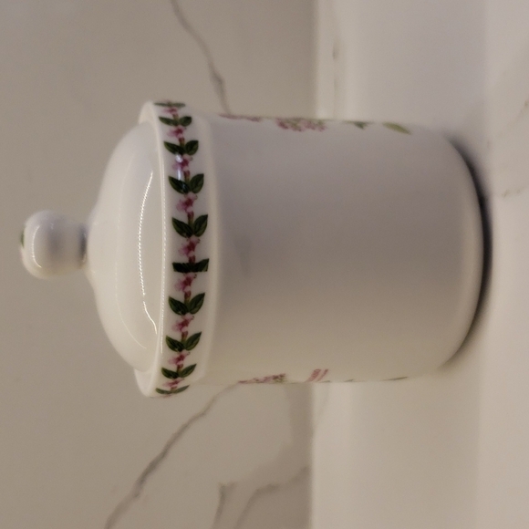 Maxwell & Williams porcelain Fragrant Garden Oregano container jar stor… - Picture 5 of 8